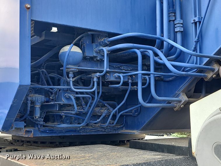 image for item DC6083 2011 Tadano GR300XL  crane