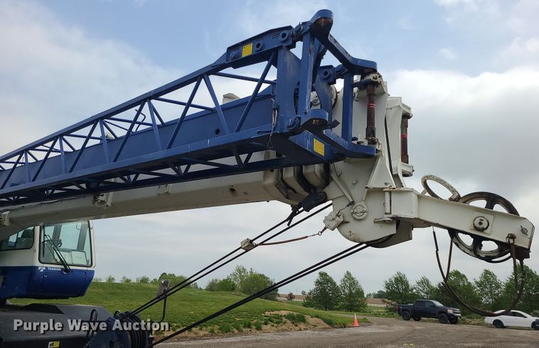 image for item DC6083 2011 Tadano GR300XL  crane