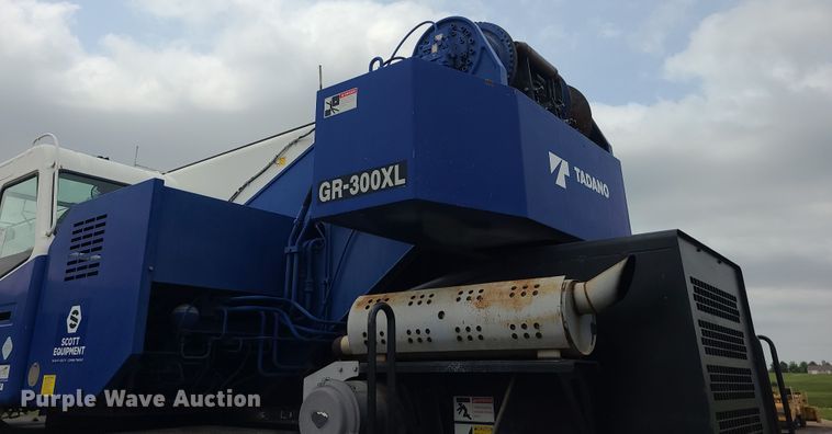 image for item DC6083 2011 Tadano GR300XL  crane