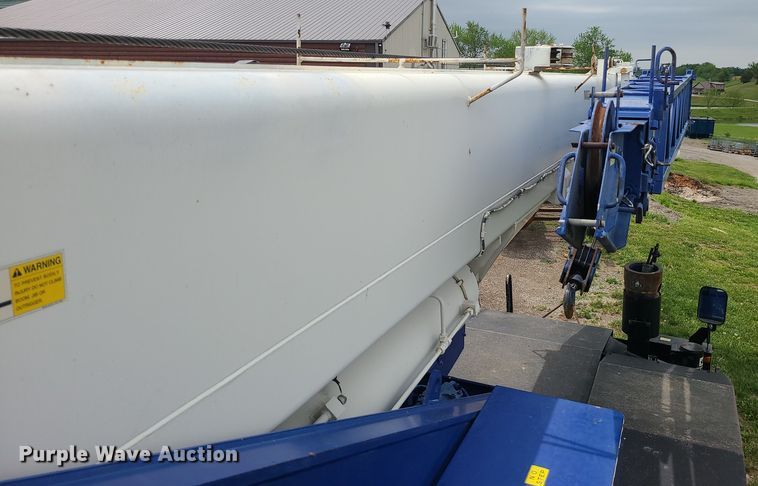 image for item DC6083 2011 Tadano GR300XL  crane