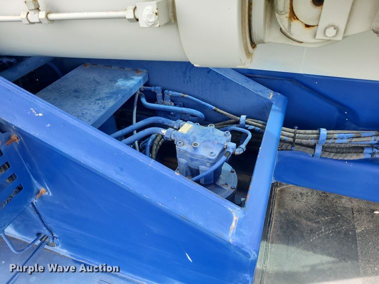 image for item DC6083 2011 Tadano GR300XL  crane