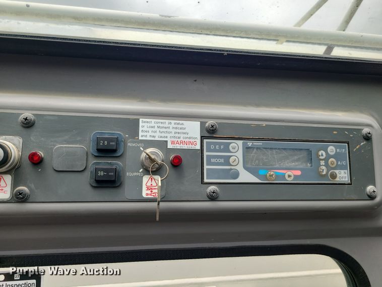 image for item DC6083 2011 Tadano GR300XL  crane