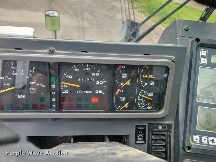 image for item DC6083 2011 Tadano GR300XL  crane