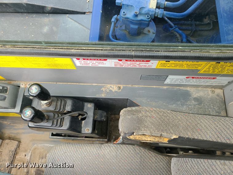 image for item DC6083 2011 Tadano GR300XL  crane