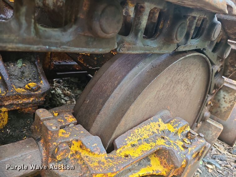 image for item DC6084 Caterpillar 933  track loader