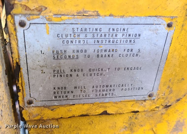 image for item DC6084 Caterpillar 933  track loader