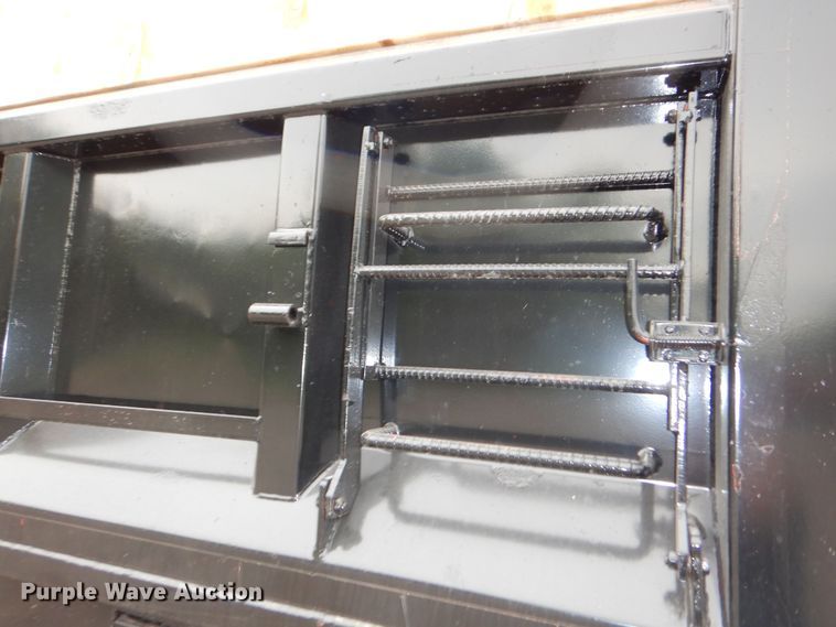 image for item DK1901 1997 International 4900  dump truck