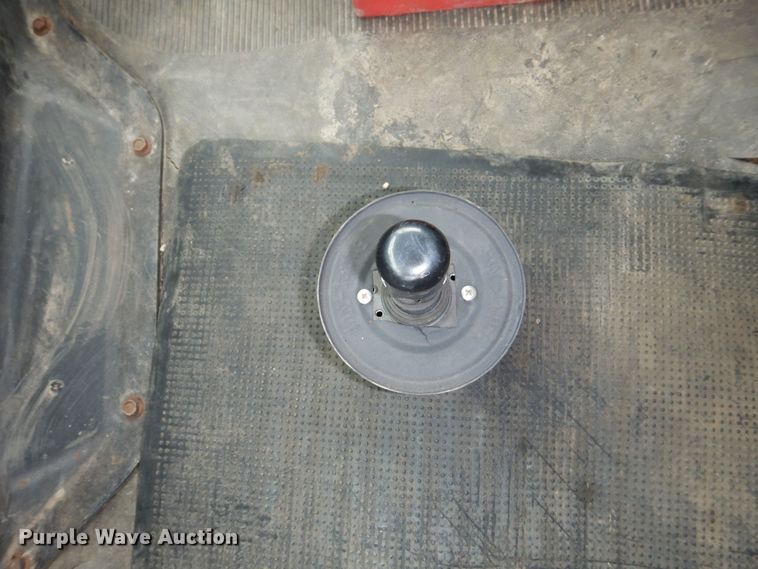 image for item DK1901 1997 International 4900  dump truck