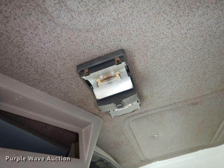 image for item DK1901 1997 International 4900  dump truck