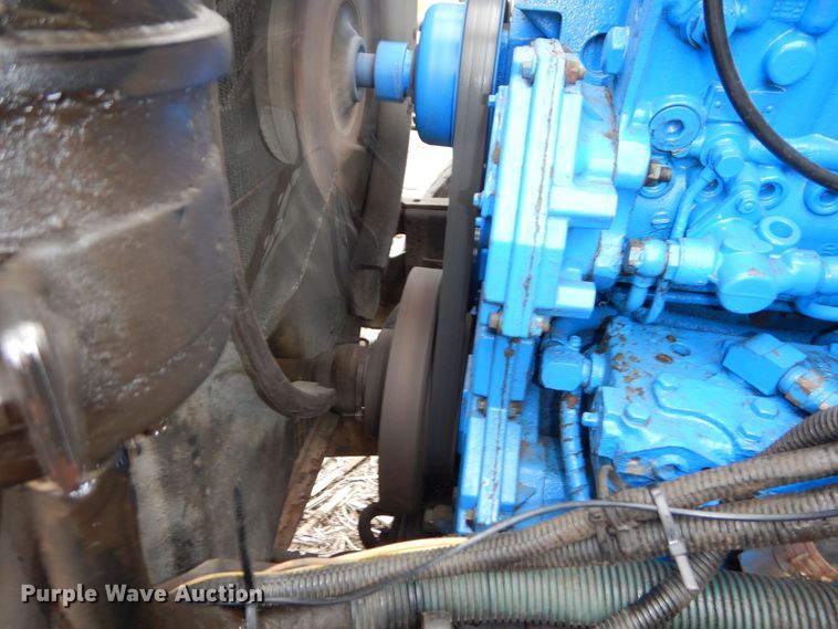 image for item DK1901 1997 International 4900  dump truck