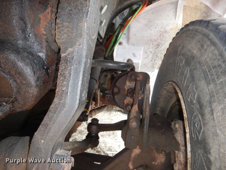 image for item DK1901 1997 International 4900  dump truck