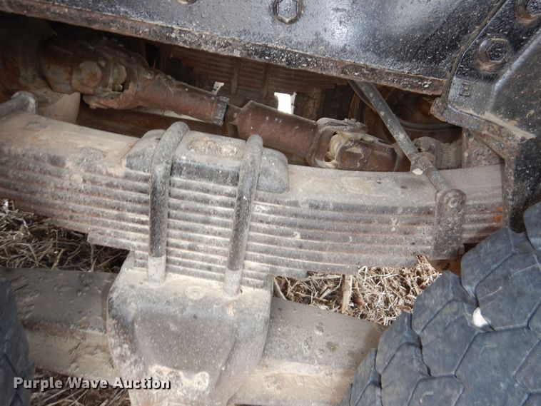 image for item DK1901 1997 International 4900  dump truck