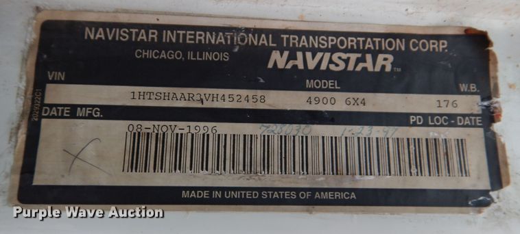 image for item DK1901 1997 International 4900  dump truck