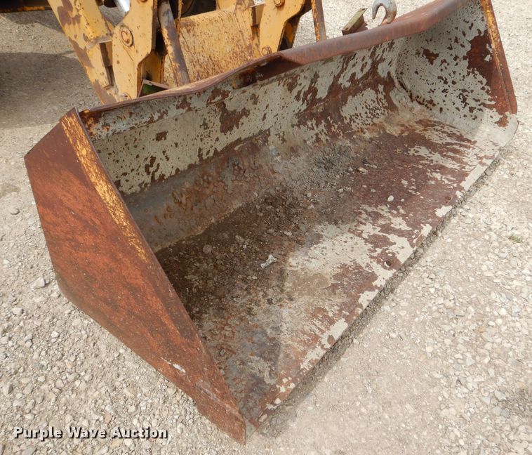 image for item DK1902 International 3514  backhoe