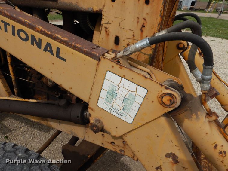 image for item DK1902 International 3514  backhoe