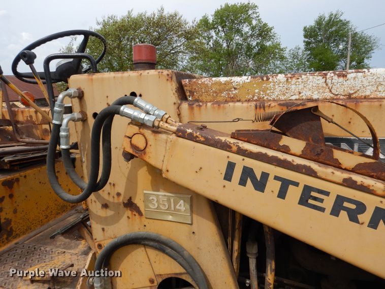 image for item DK1902 International 3514  backhoe