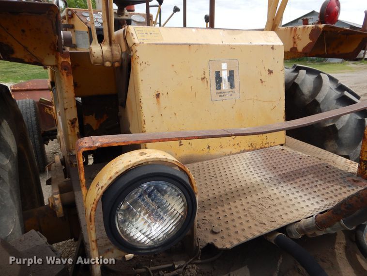 image for item DK1902 International 3514  backhoe