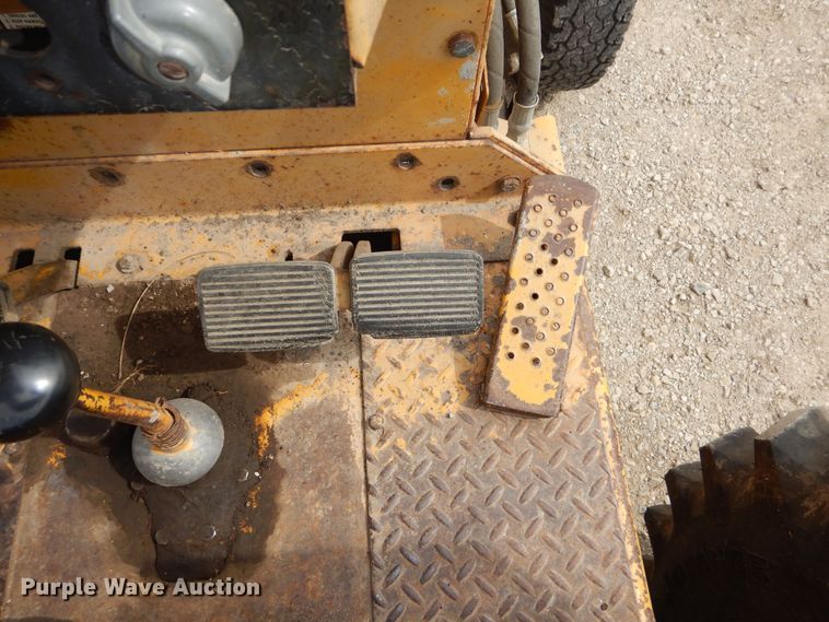 image for item DK1902 International 3514  backhoe