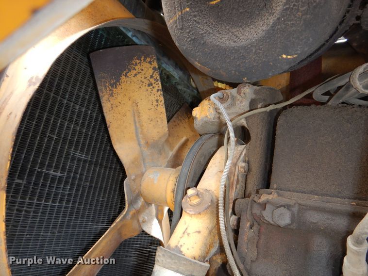 image for item DK1902 International 3514  backhoe