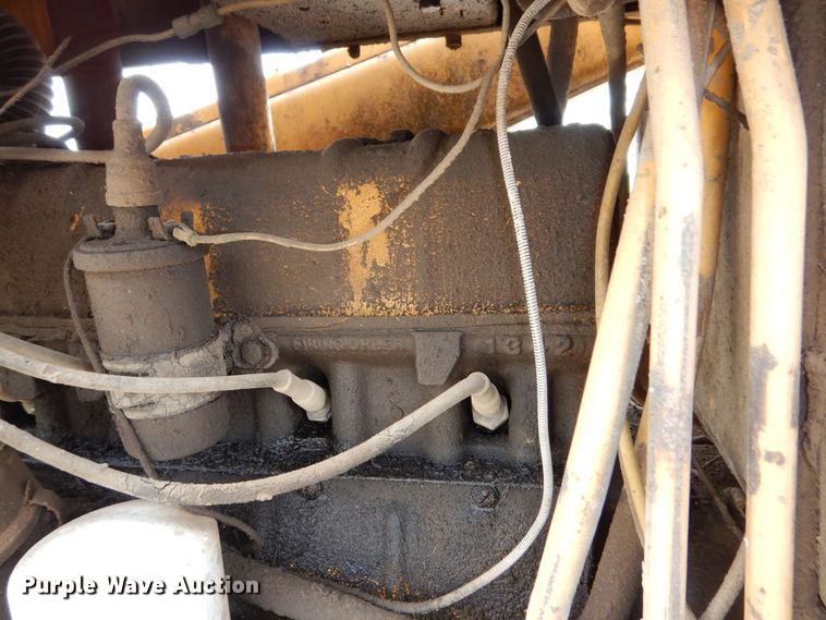 image for item DK1902 International 3514  backhoe