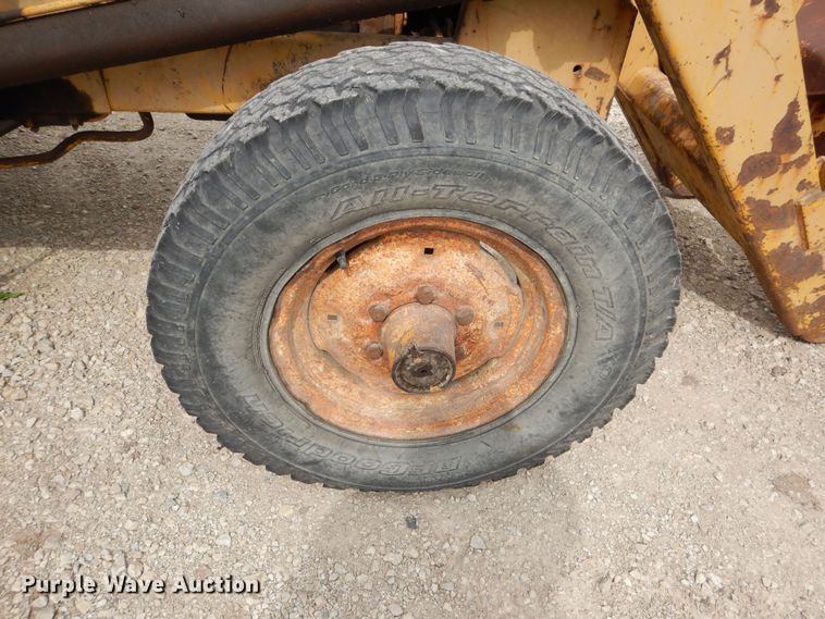 image for item DK1902 International 3514  backhoe