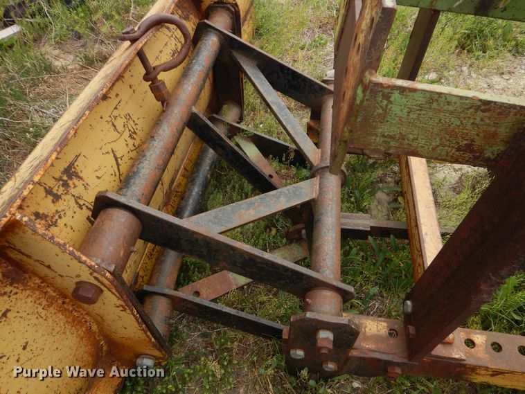 image for item DK1905 9'W dozer blade