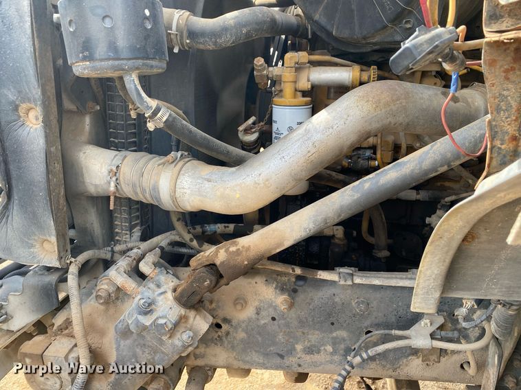 image for item DL7138 2000 Ford F650 Super Duty  bucket truck