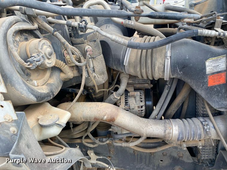 image for item DL7138 2000 Ford F650 Super Duty  bucket truck