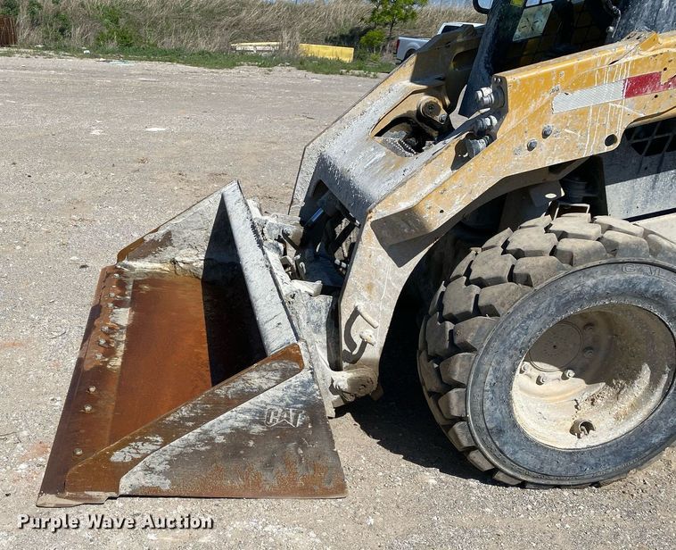 image for item DL7185 2018 Caterpillar 262D  skid steer loader