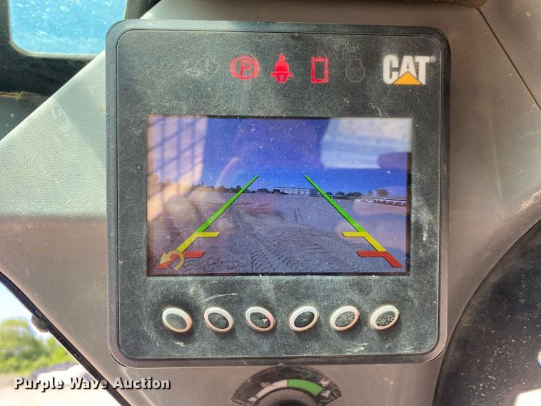 image for item DL7185 2018 Caterpillar 262D  skid steer loader