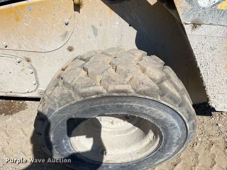 image for item DL7185 2018 Caterpillar 262D  skid steer loader