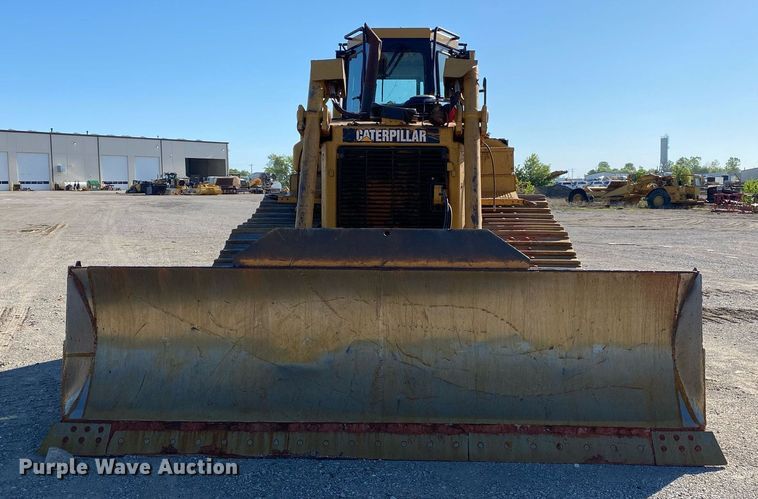 image for item DL7187 2005 Caterpillar D6R LGP Series II  dozer