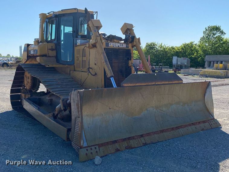 image for item DL7187 2005 Caterpillar D6R LGP Series II  dozer