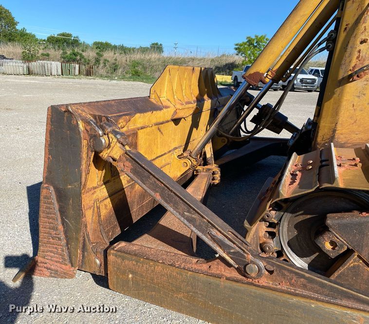 image for item DL7187 2005 Caterpillar D6R LGP Series II  dozer