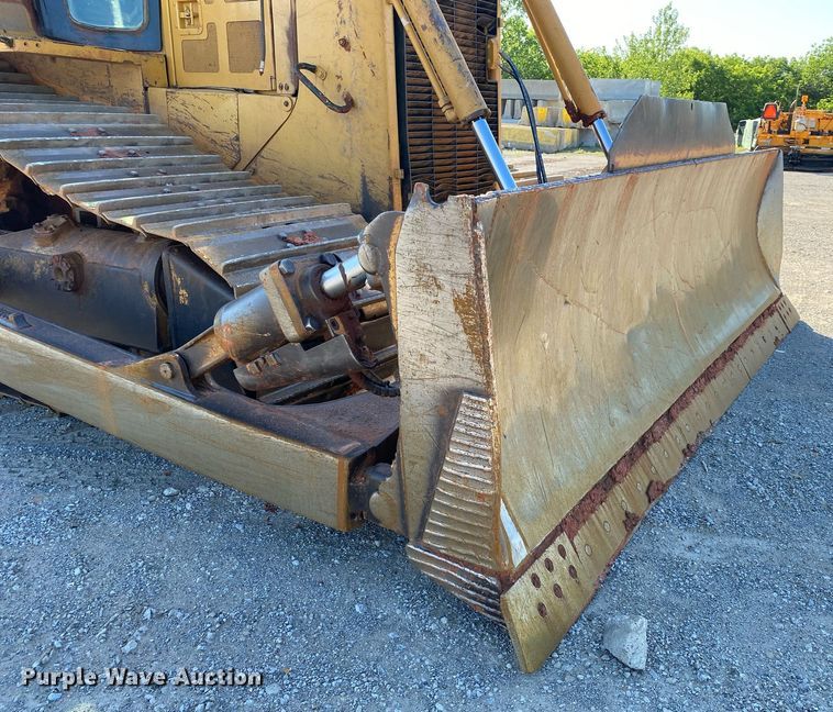 image for item DL7187 2005 Caterpillar D6R LGP Series II  dozer
