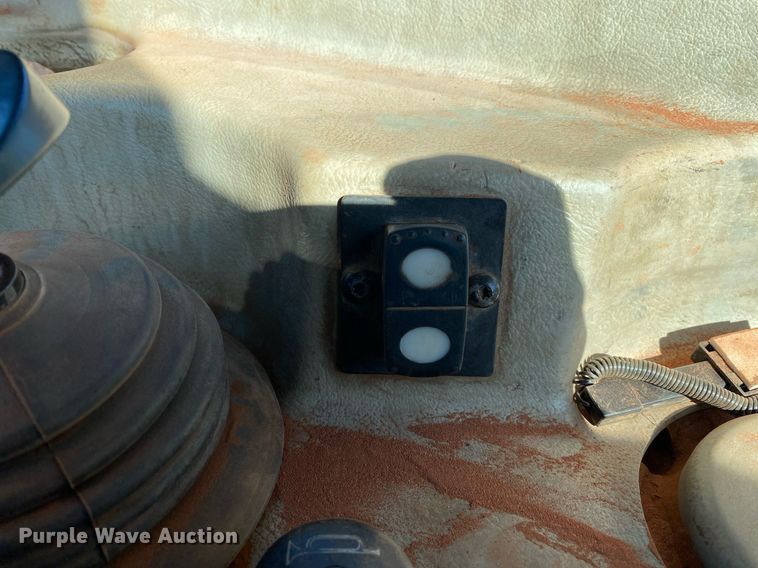 image for item DL7187 2005 Caterpillar D6R LGP Series II  dozer