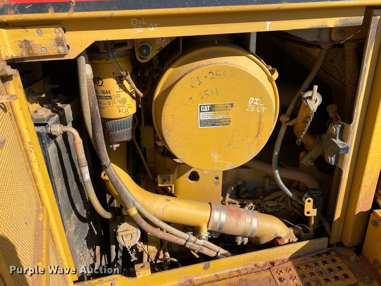 image for item DL7187 2005 Caterpillar D6R LGP Series II  dozer