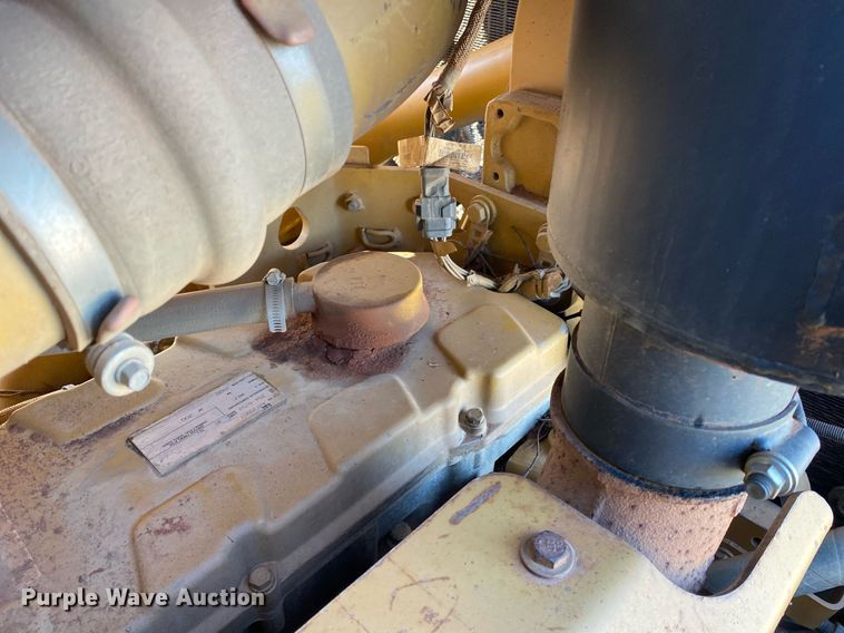 image for item DL7187 2005 Caterpillar D6R LGP Series II  dozer