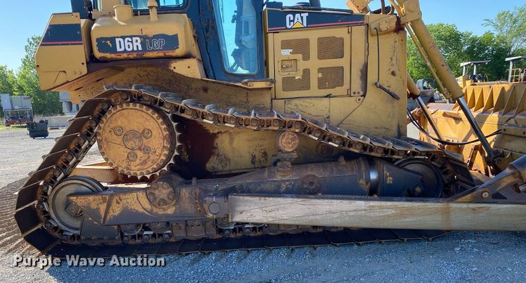 image for item DL7187 2005 Caterpillar D6R LGP Series II  dozer