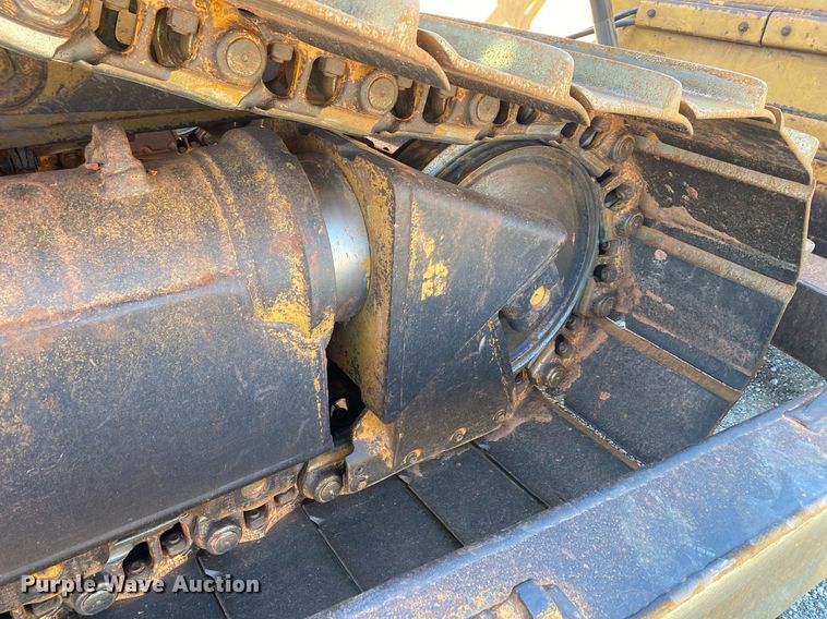image for item DL7187 2005 Caterpillar D6R LGP Series II  dozer