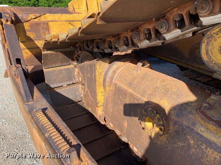 image for item DL7187 2005 Caterpillar D6R LGP Series II  dozer