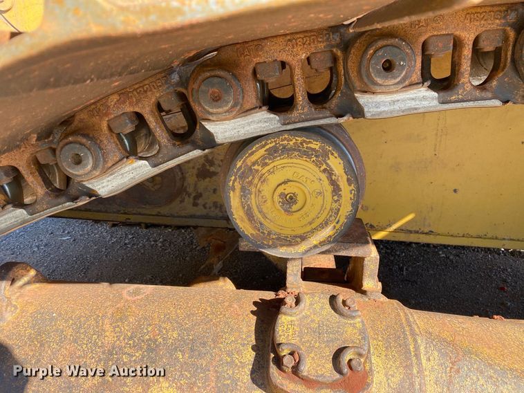 image for item DL7187 2005 Caterpillar D6R LGP Series II  dozer