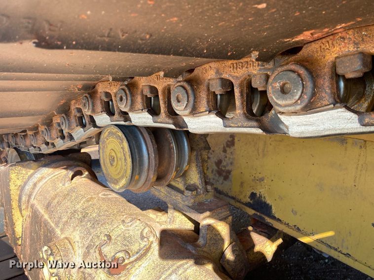 image for item DL7187 2005 Caterpillar D6R LGP Series II  dozer