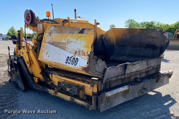 image for item DL7188 LeeBoy L8500T  paver