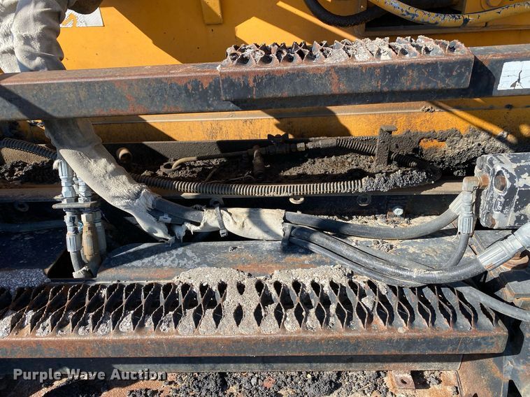 image for item DL7188 LeeBoy L8500T  paver