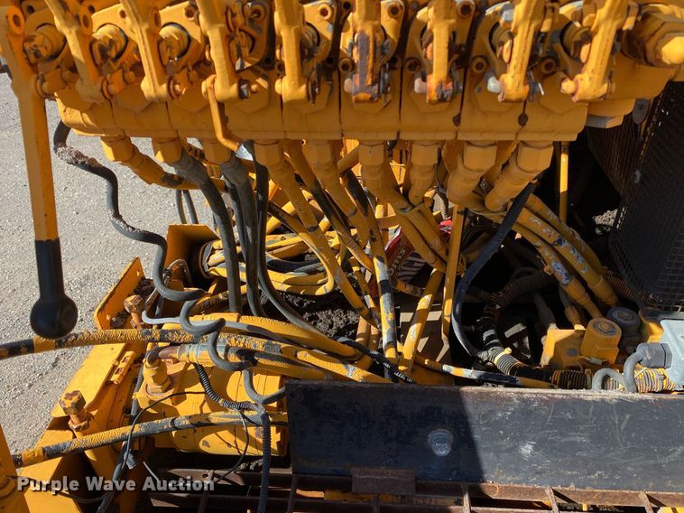 image for item DL7188 LeeBoy L8500T  paver