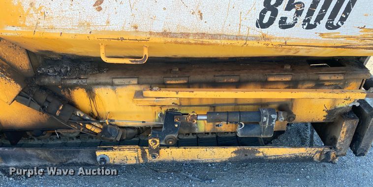 image for item DL7188 LeeBoy L8500T  paver