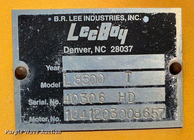 image for item DL7188 LeeBoy L8500T  paver