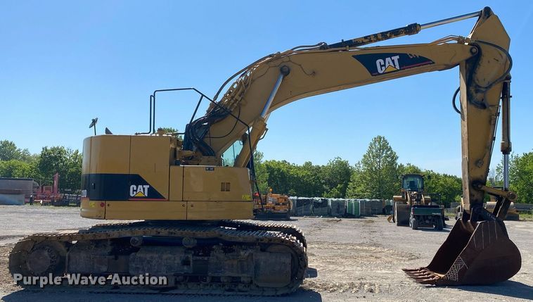 image for item DL7189 2007 Caterpillar 328D LCR  excavator