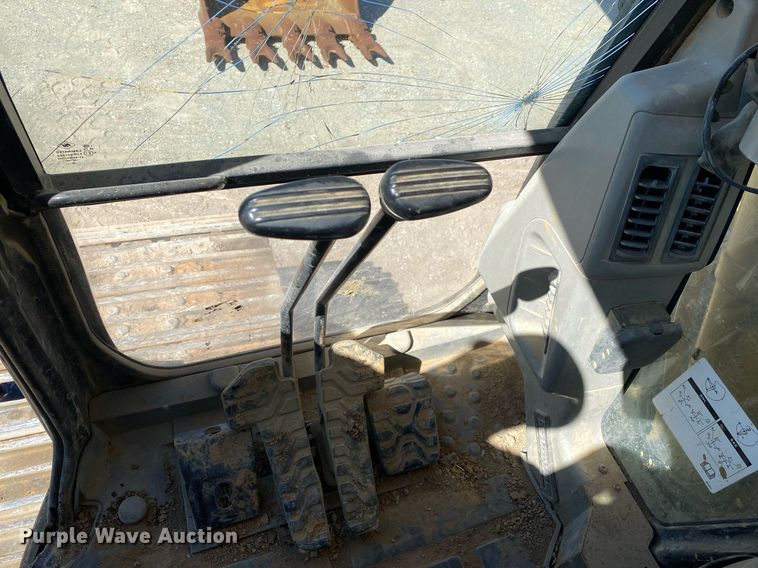 image for item DL7189 2007 Caterpillar 328D LCR  excavator